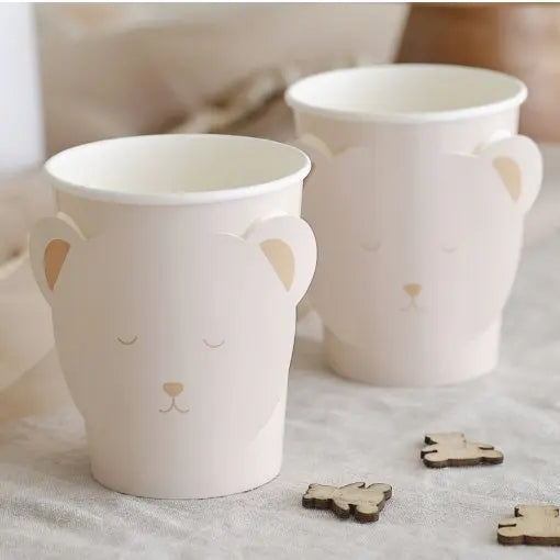 Oito copos com estampa de urso de pelúcia na cor nude, acessórios para chá revelação, ideal para festas e celebrações.