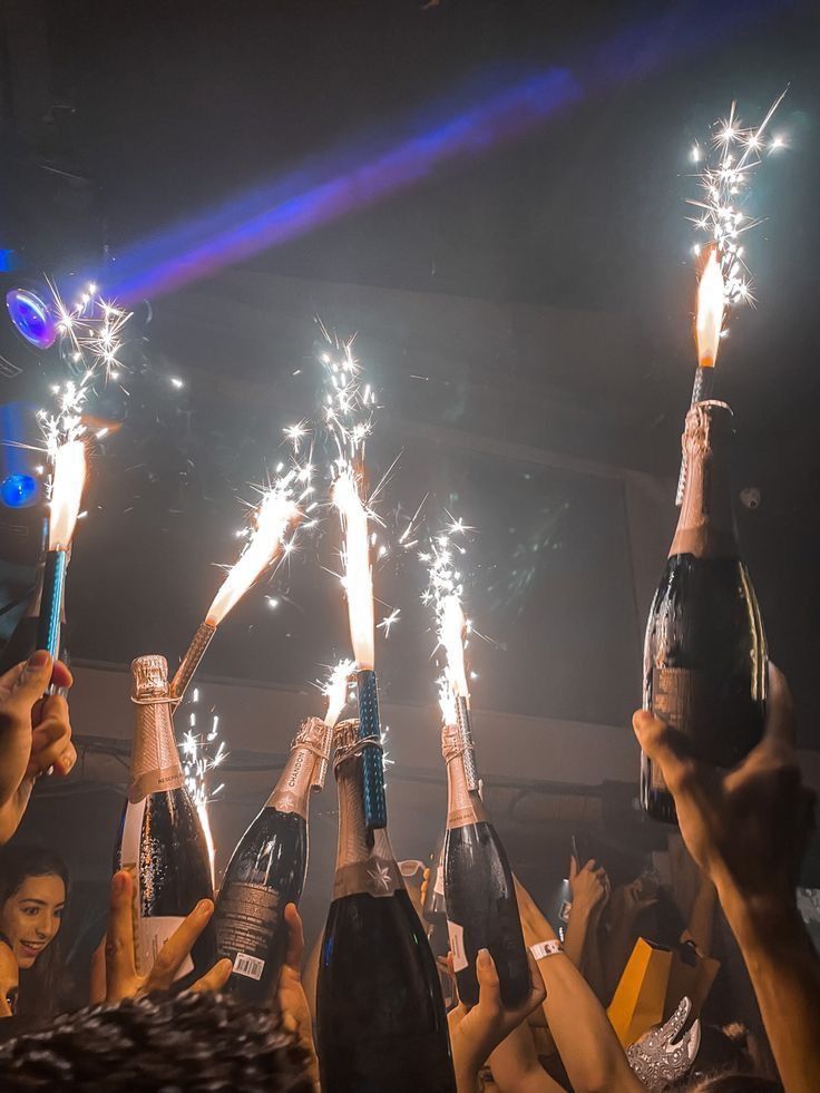 ARTIGOS DE DIVERSÃO - Loja dos Foguetes